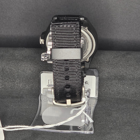 Timex TW4B26300WX Expedition Acadia Rugged Black Strap Mens Watch Analog Indiglo - Picture 2 of 5